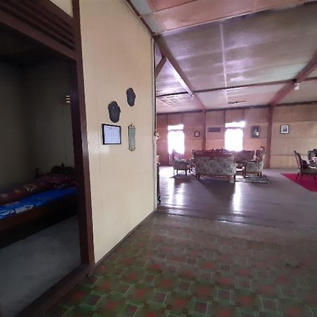 Oyo Homes 91248 Desa Wisata Banding Agung Danau Ranau 外观 照片